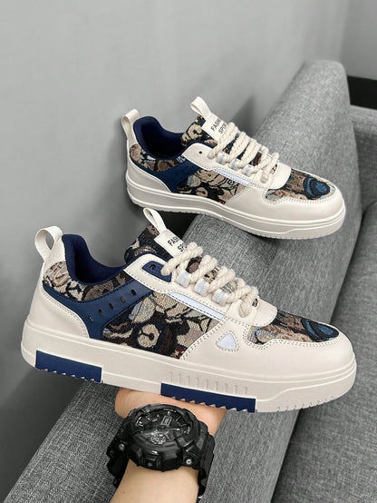 Sekuno Graffiti Print Sneakers