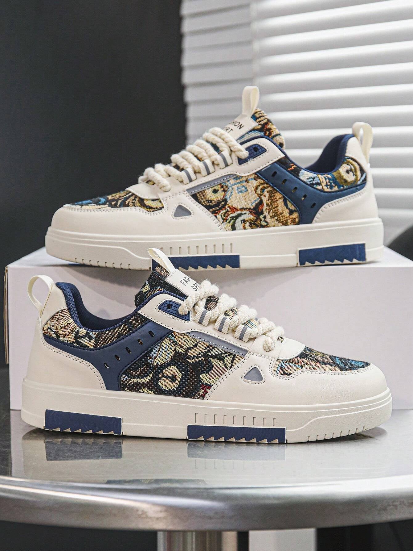 Sekuno Graffiti Print Sneakers